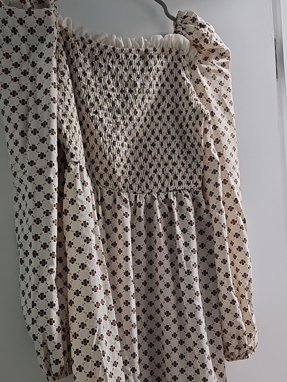 Long Dress - Picture 5 of 10